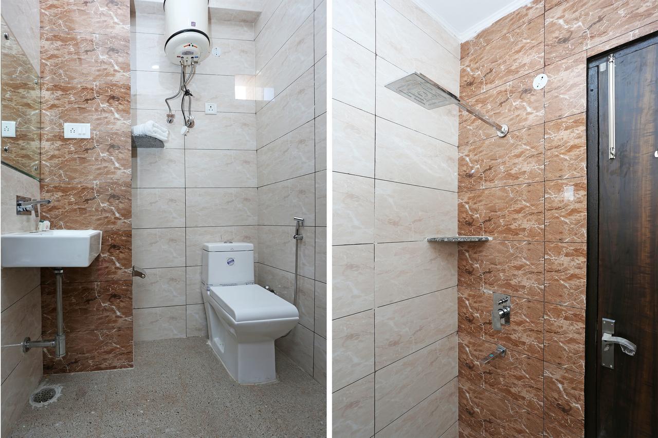 Oyo 9147 Hotel Aerostay Нью-Делі Екстер'єр фото